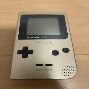 Nintendo Game Boy Light (Gold)